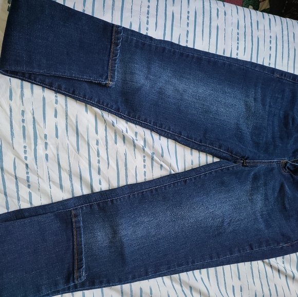 Jeans - Picture 2 of 3